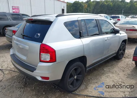 2013 Jeep Compass Sport из США, поврежденный, VIN 1C4NJDBB5DD245402